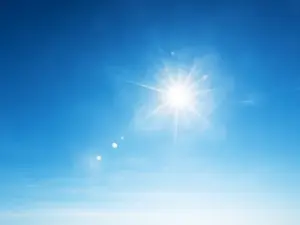 How does the sun listen to music?